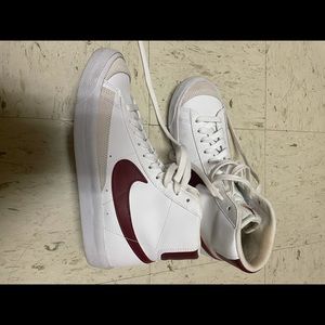 Nike blazer 77’ size 38